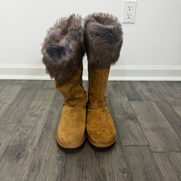 UGG Women’s Australia Rosana Boot Fur Lined Mid Calf Chestnut Size 7 US - Picture 9 of 9